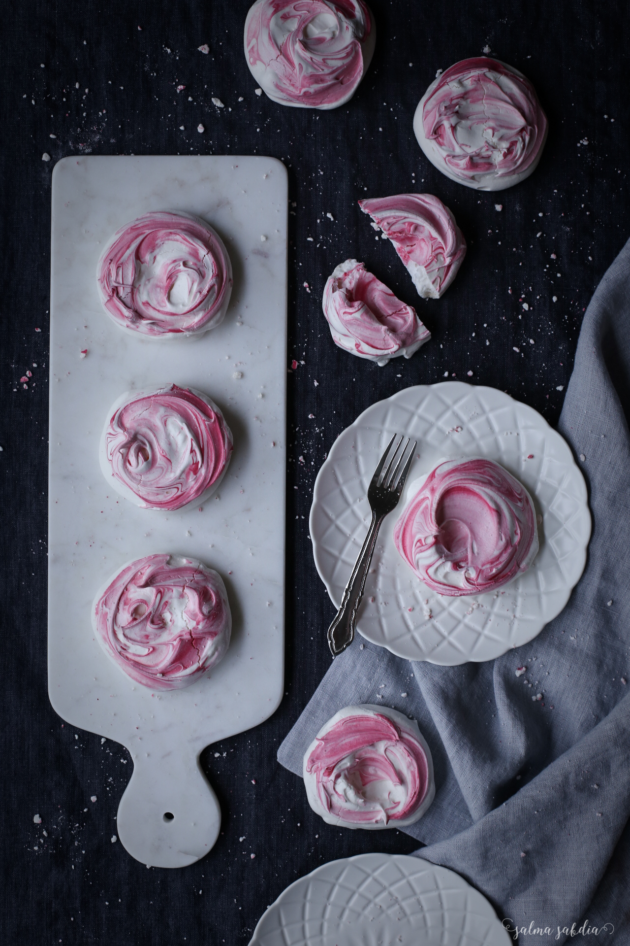 Turkish Delight Mini Meringues