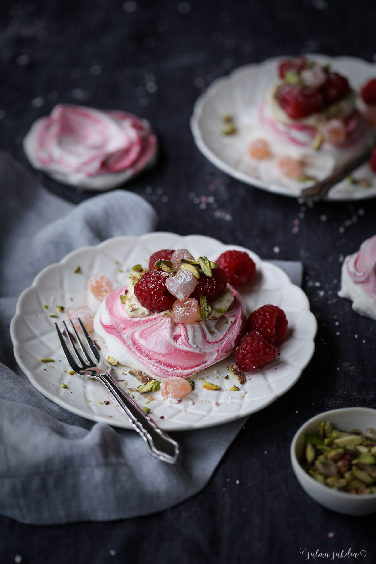 Turkish Delight Mini Meringues