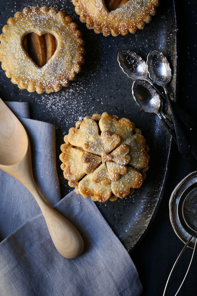 Spiced Maple Apple Pies | The Polka Dotter