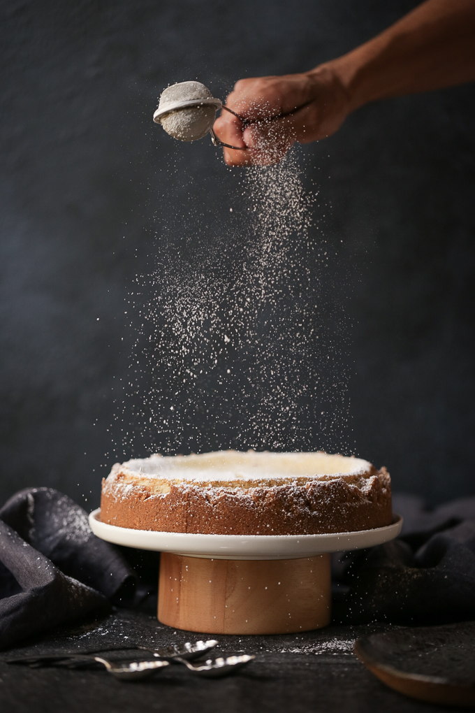 Lemon Myrtle Cheesecake + Roasted Macadamia Crust