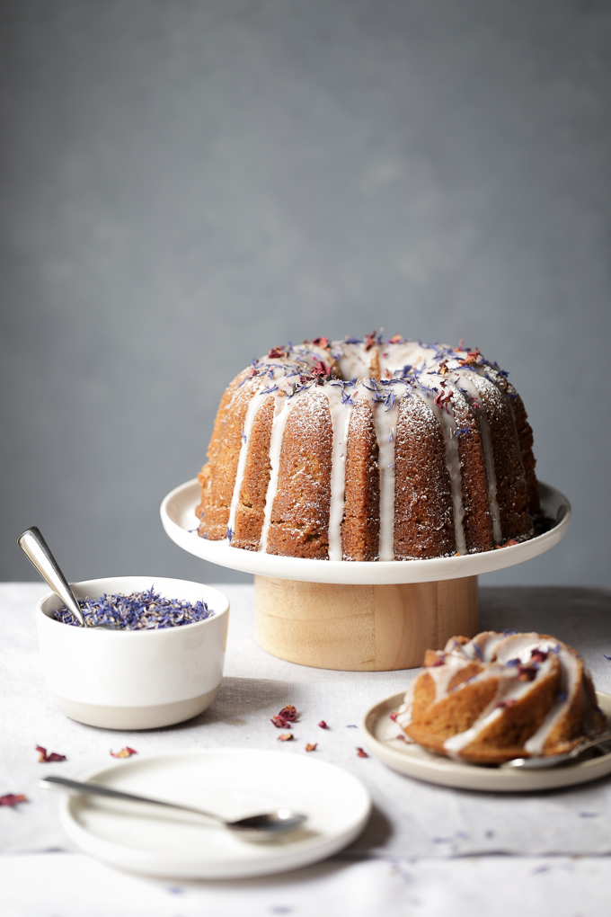 French Earl Grey Bundt Cake | The Polka Dotter