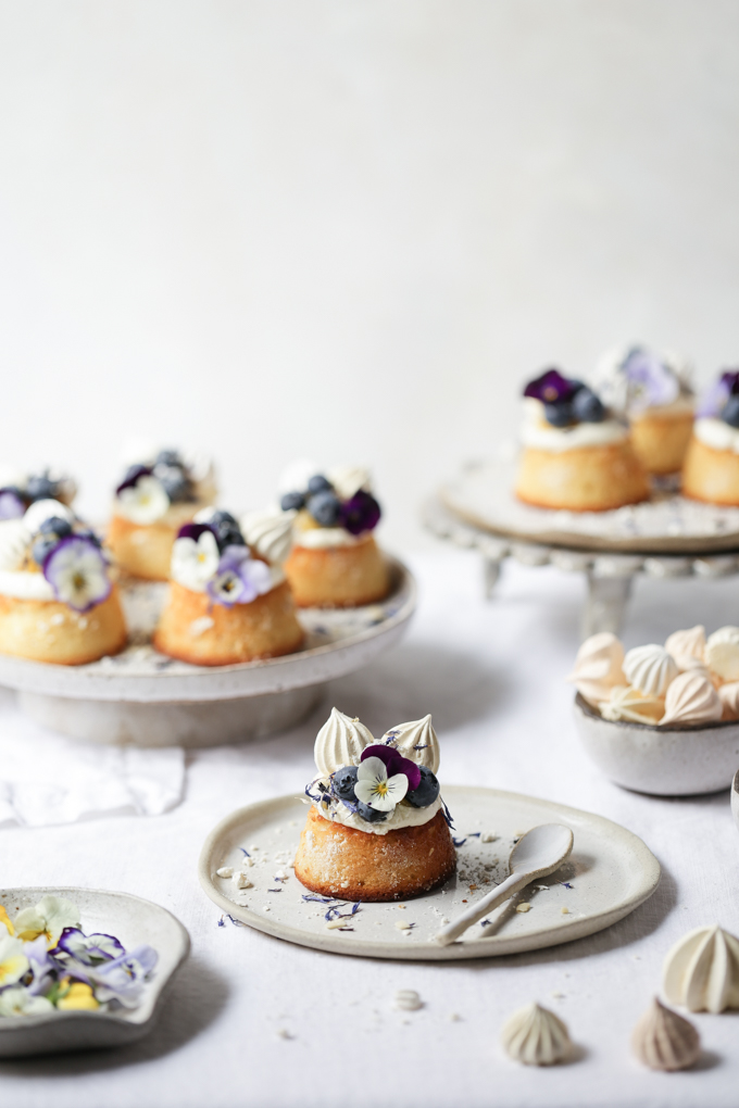 Lemon, Blueberry and Almond Teacakes | The Polka Dotter