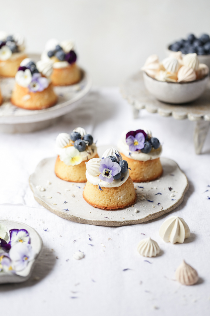 Lemon, Blueberry and Almond Teacakes | The Polka Dotter