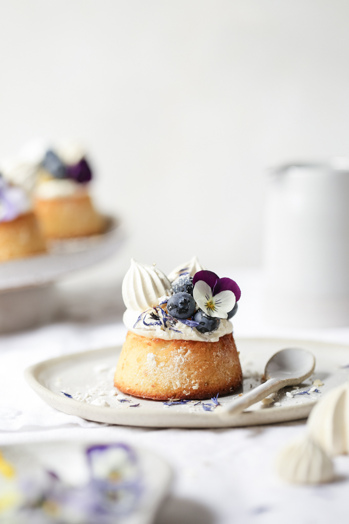 Lemon, Blueberry and Almond Teacakes | The Polka Dotter