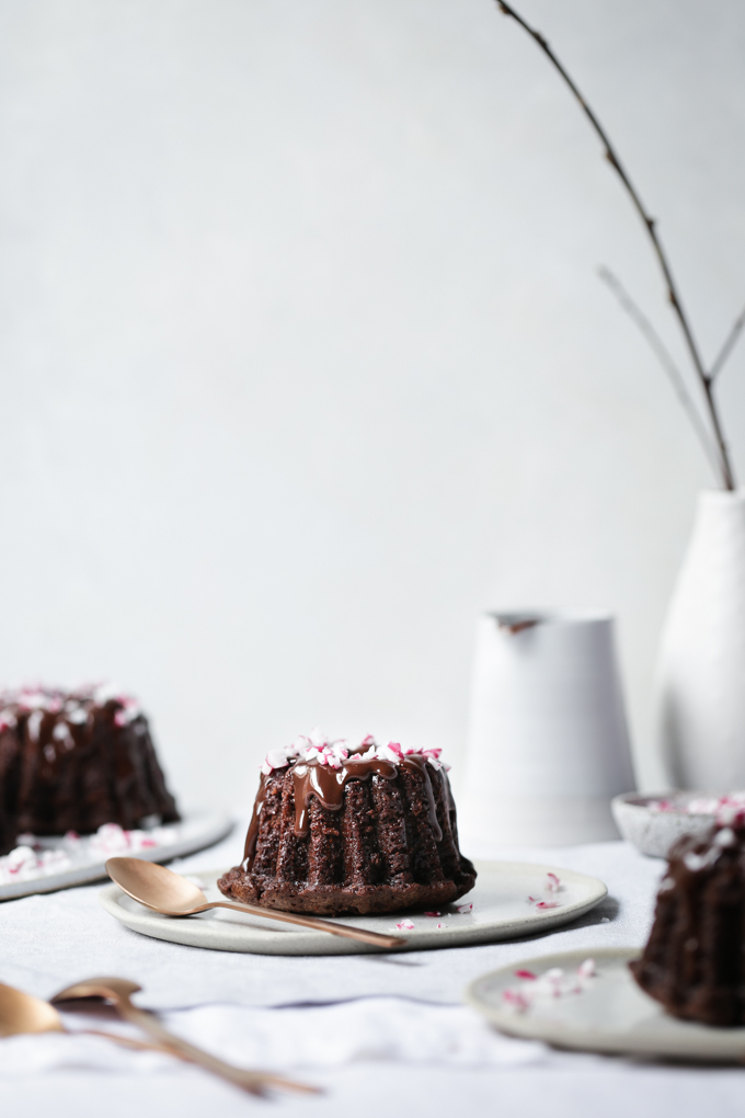 Chocolate Peppermint Mini Bundt Cakes | The Polka Dotter