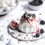 Fig & Blackberry Mini Pavlovas + Pomegranate Spiced Syrup | The Polka Dotter