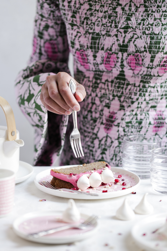Pomegranate Drizzle Cake | The Polka Dotter