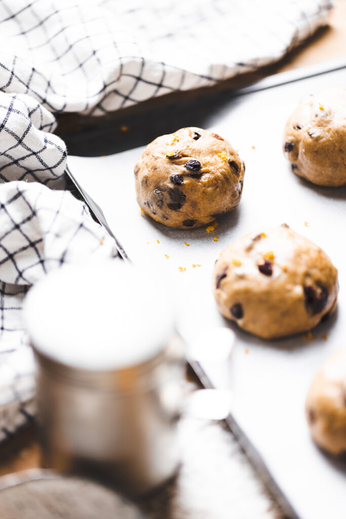 Sour Cherry & Chocolate Heart Crust Buns