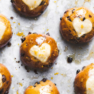 Sour Cherry & Chocolate Heart Crust Buns